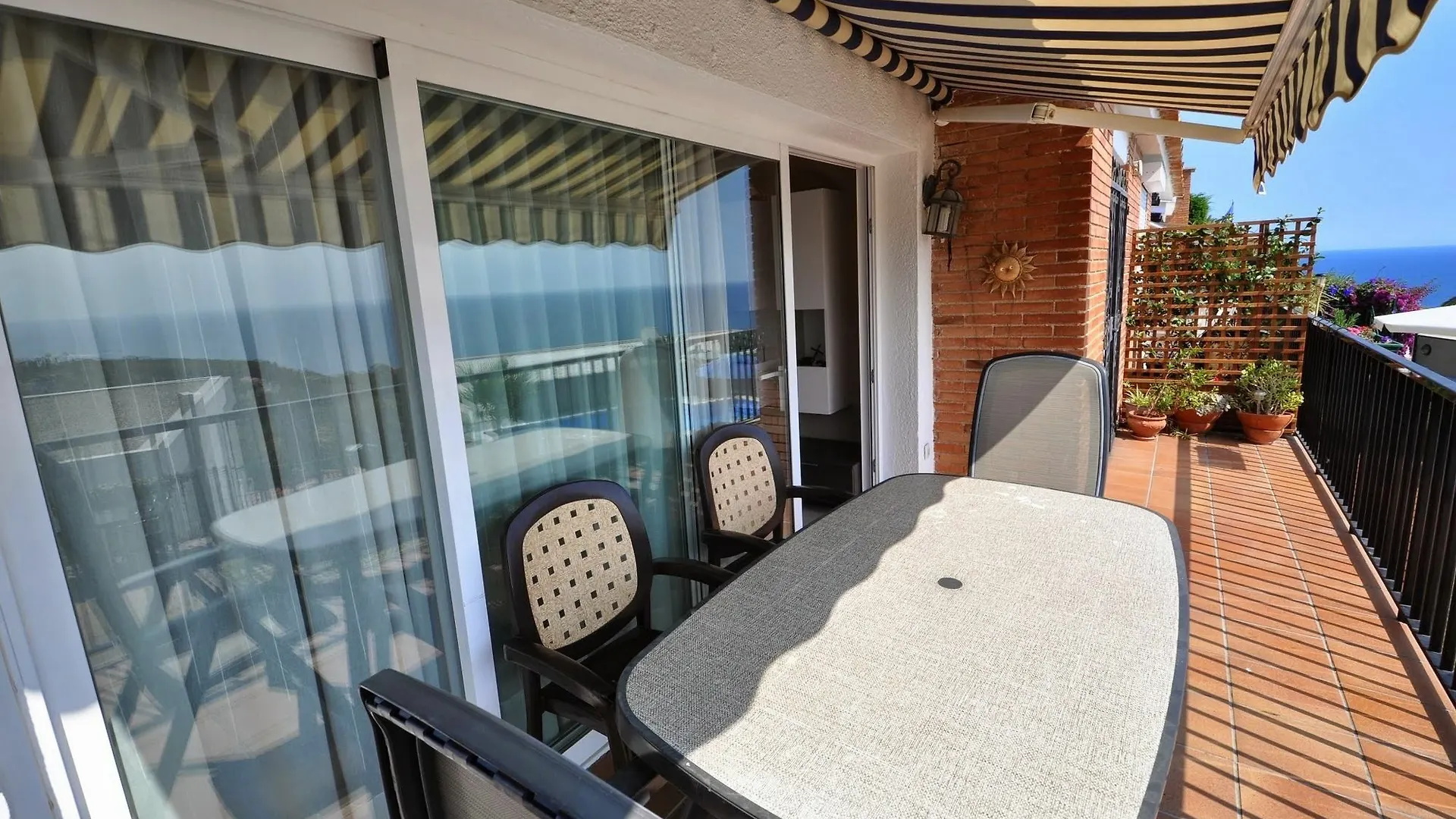 Town House Trull Lloretholiday Lloret de Mar Spain